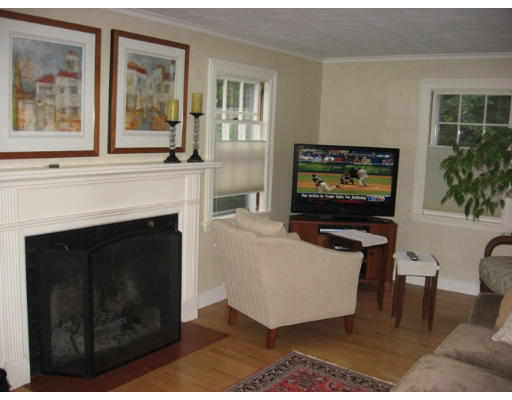 23 Laurel Hill Road Southbridge, MA 01550 - Photo 3 of 26 Gallery Image 3