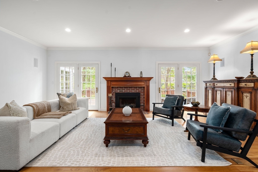 1080 North Street Walpole, MA 02081 - Photo 14 of 42