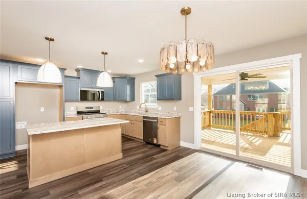 $479,900 | 2430 Ridgewood Court, Unit LOT 915), Jeffersonville, IN 47130