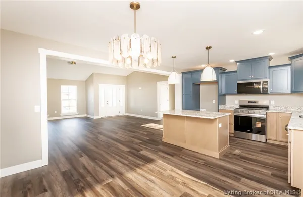 $479,900 | 2430 Ridgewood Court, Unit LOT 915), Jeffersonville, IN 47130
