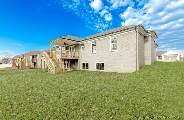 $479,900 | 2430 Ridgewood Court, Unit LOT 915), Jeffersonville, IN 47130