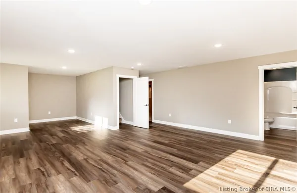 $479,900 | 2430 Ridgewood Court, Unit LOT 915), Jeffersonville, IN 47130
