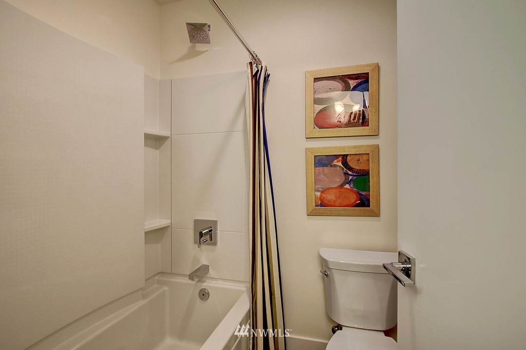9620 Main Street, Unit 6 Bothell, WA 98011 - Photo 14 of 17