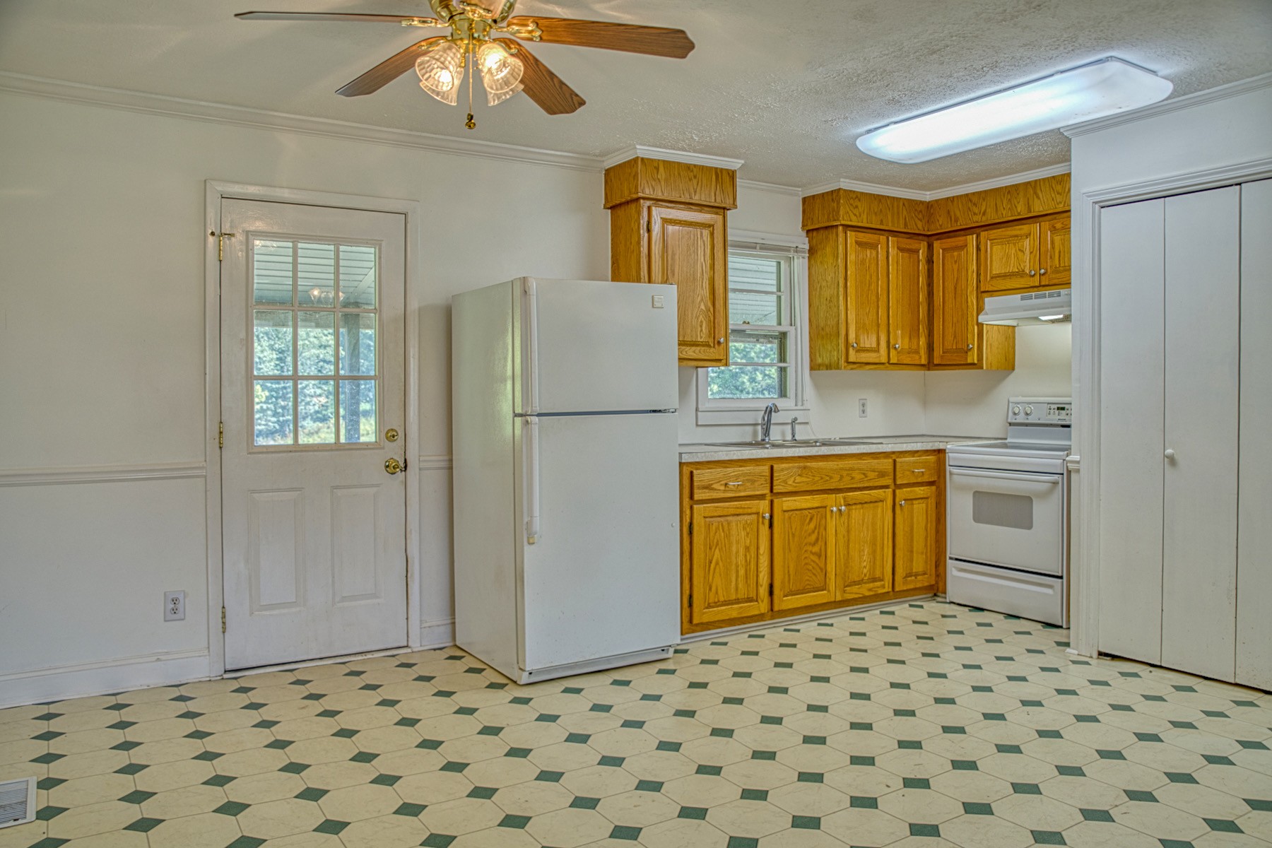 7334 Pleasant Ridge Road Sparta, TN 38583 - Photo 10 of 33 Gallery Image 10