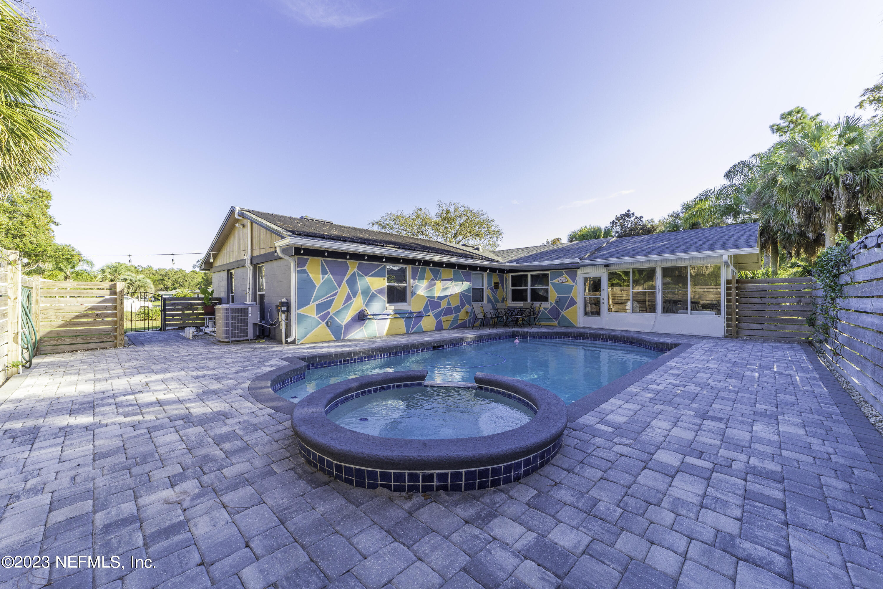 831 Rita Circle St. Augustine, FL 32086 - Photo 4 of 28 Hot Tub/Solar Water Collection Panels