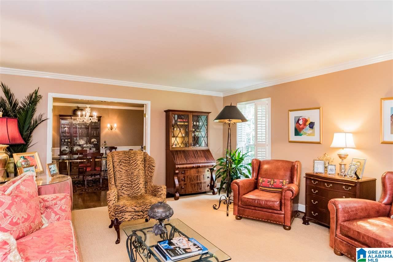 3805 Spring Valley Circle Birmingham, AL 35223 - Photo 5 of 39