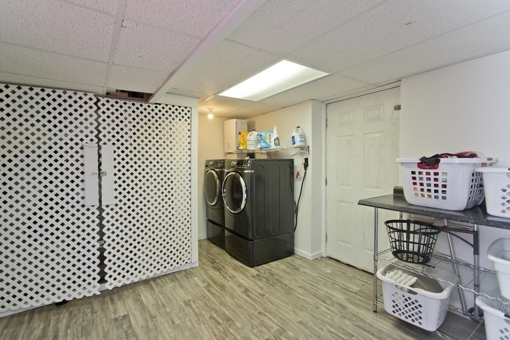 11 Vale Circle Springfield, MA 01118 - Photo 36 of 40 Gallery Image 36