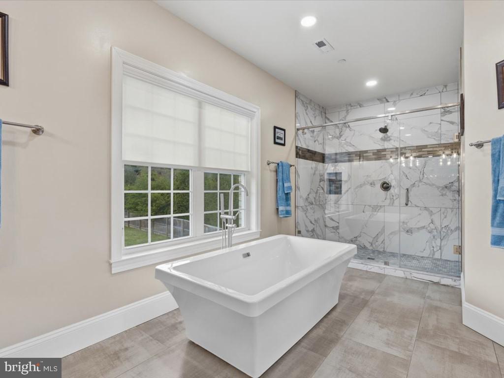 12107 Glen Mill Road Potomac, MD 20854 - Photo 15 of 44