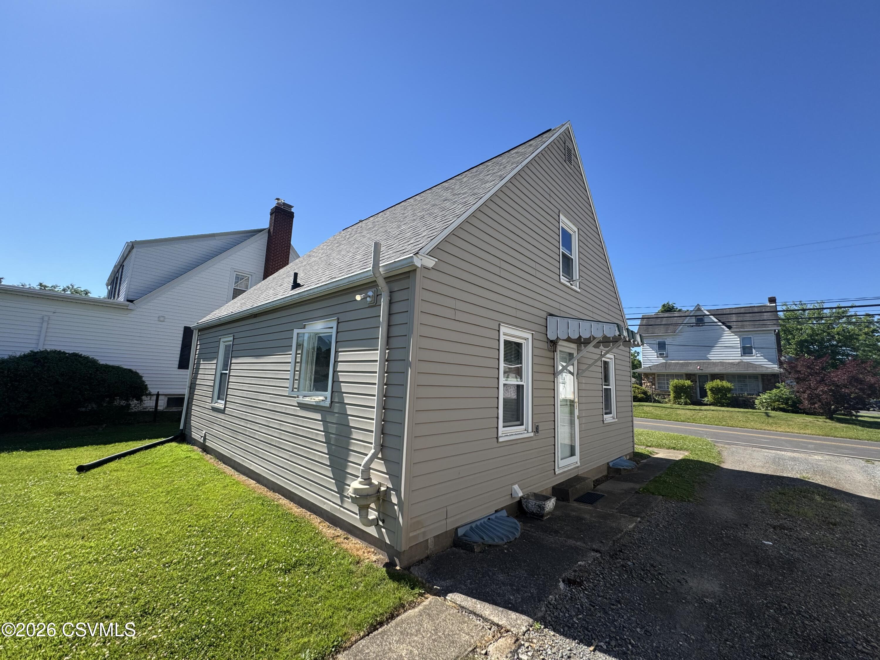 205 Martzville Road Berwick, PA 18603 - Photo 5 of 28