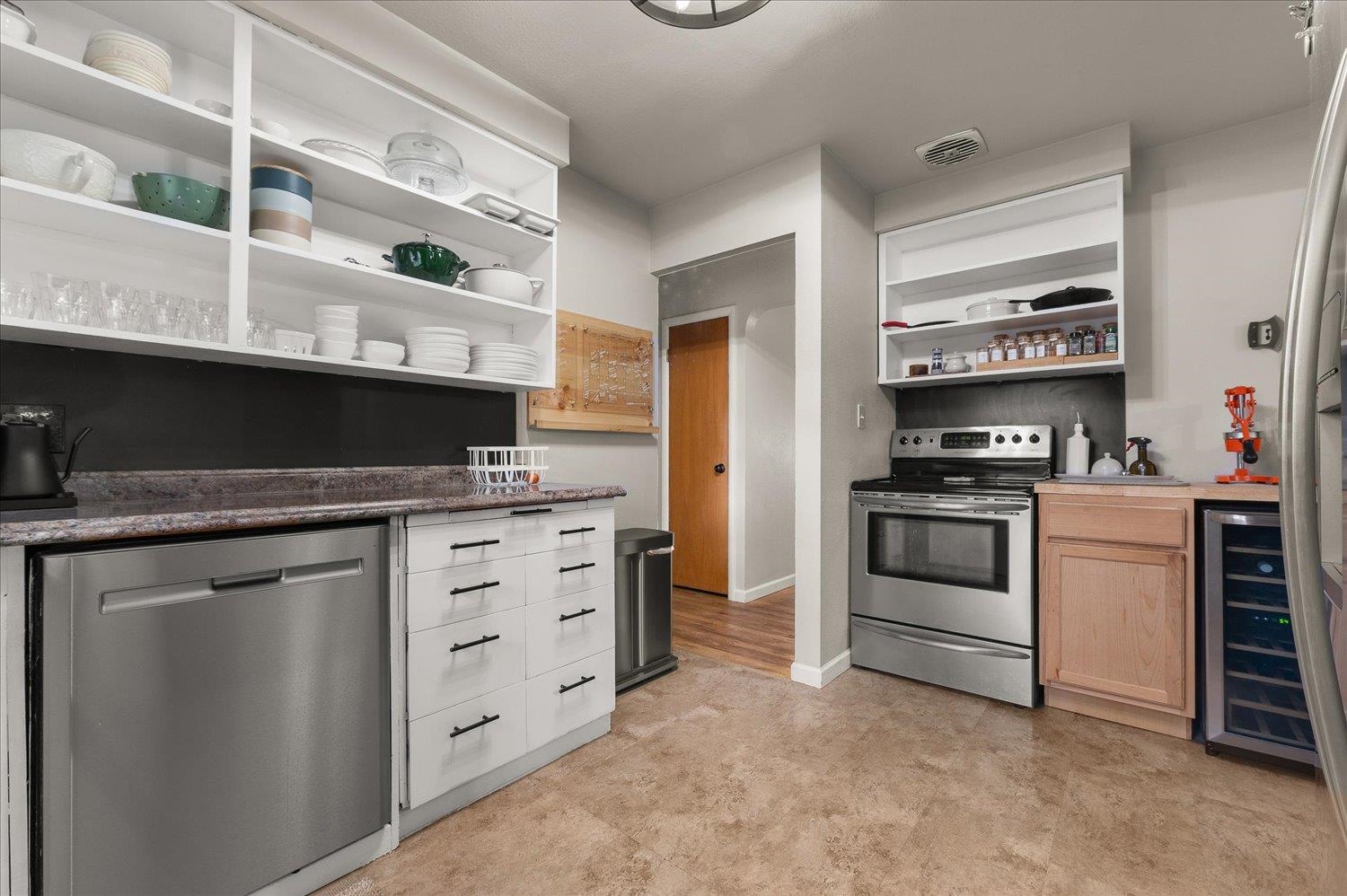2520 North Bessie Road Spokane Valley, WA 99212 - Photo 13 of 35 Gallery Image 13