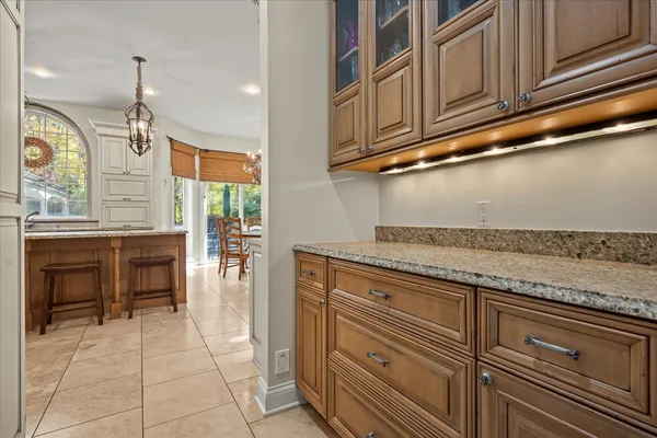 $2,199,000 | 1315 Abington Cambs Drive, Lake Forest, IL 60045