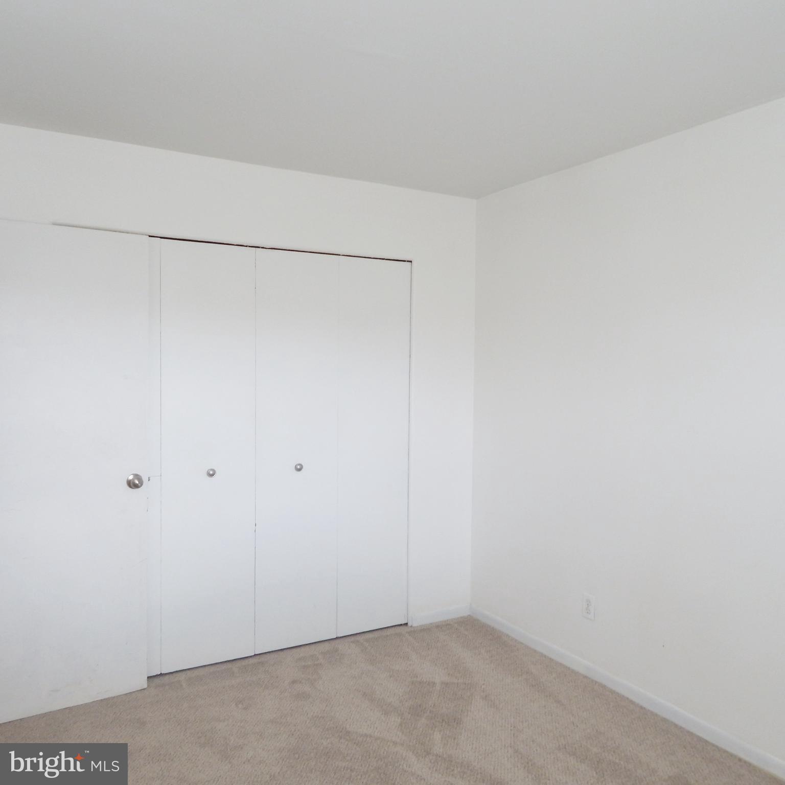 1073 Kings Road Pasadena, MD 21122 - Photo 18 of 26 Bedroom