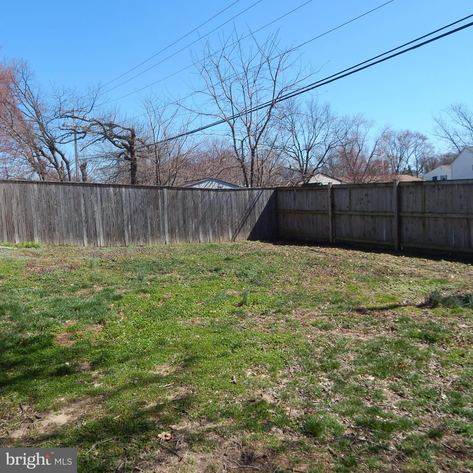 1073 Kings Road Pasadena, MD 21122 - Photo 21 of 26 Huge Back Yard