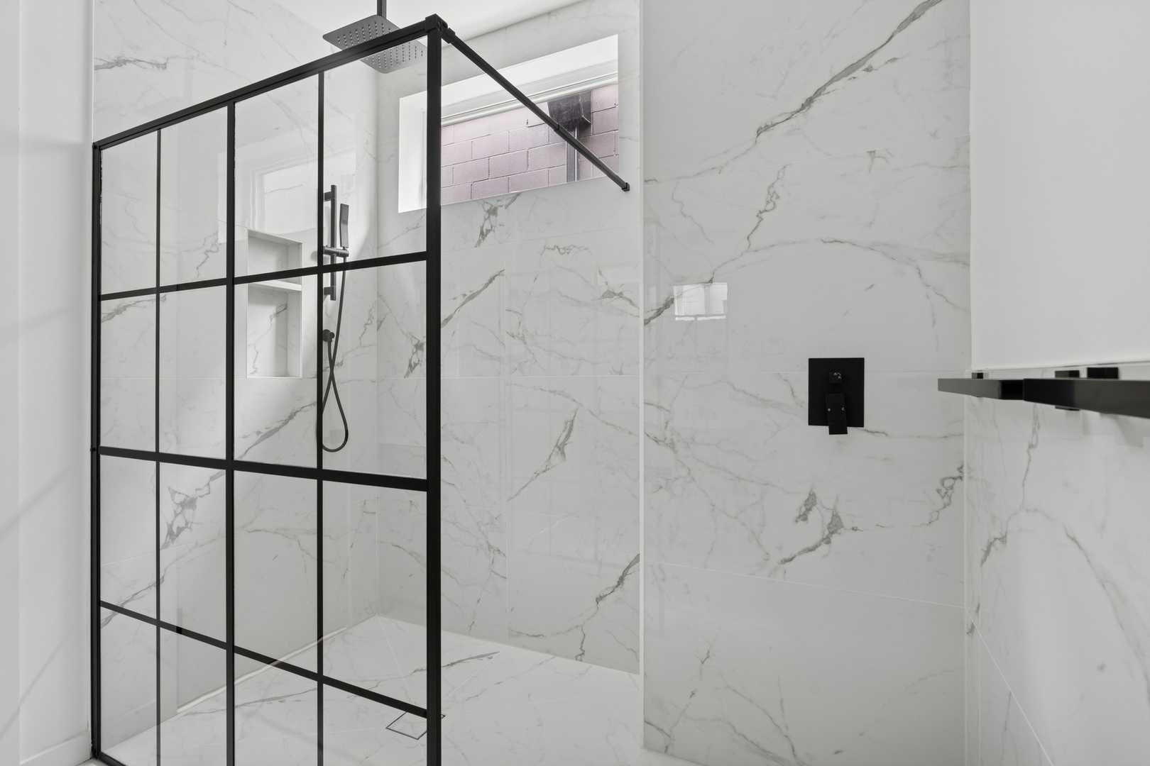 5824 North Lincoln Avenue, Unit 1N Chicago, IL 60659 - Photo 12 of 16