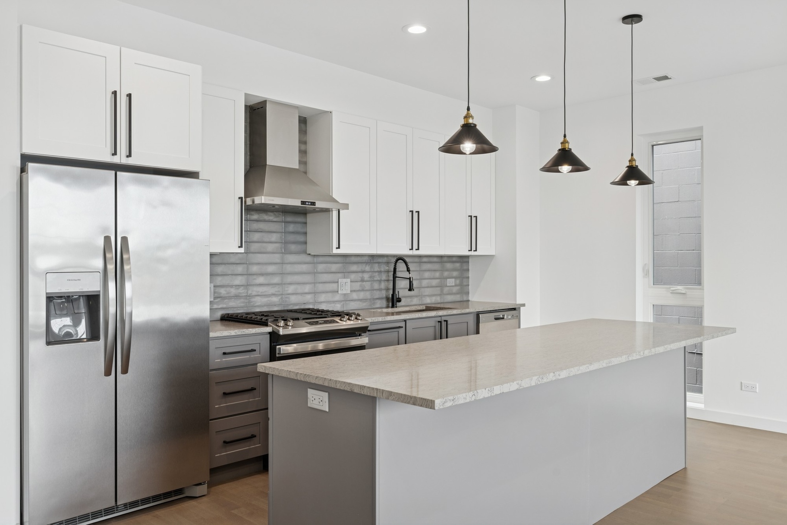 5824 North Lincoln Avenue, Unit 1N Chicago, IL 60659 - Photo 8 of 16