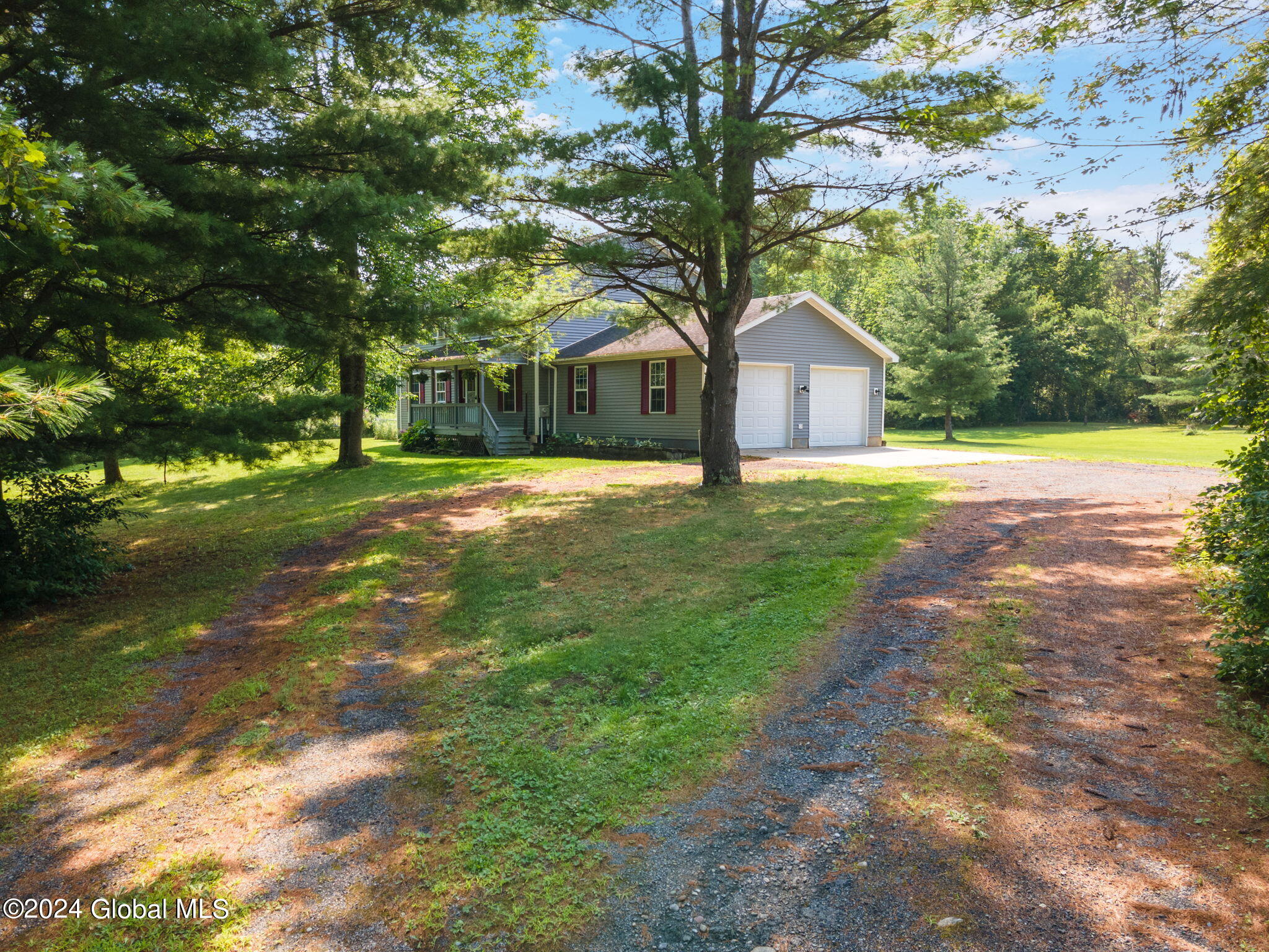 156 Webb Road Johnstown, NY 12095 - Photo 4 of 62 4