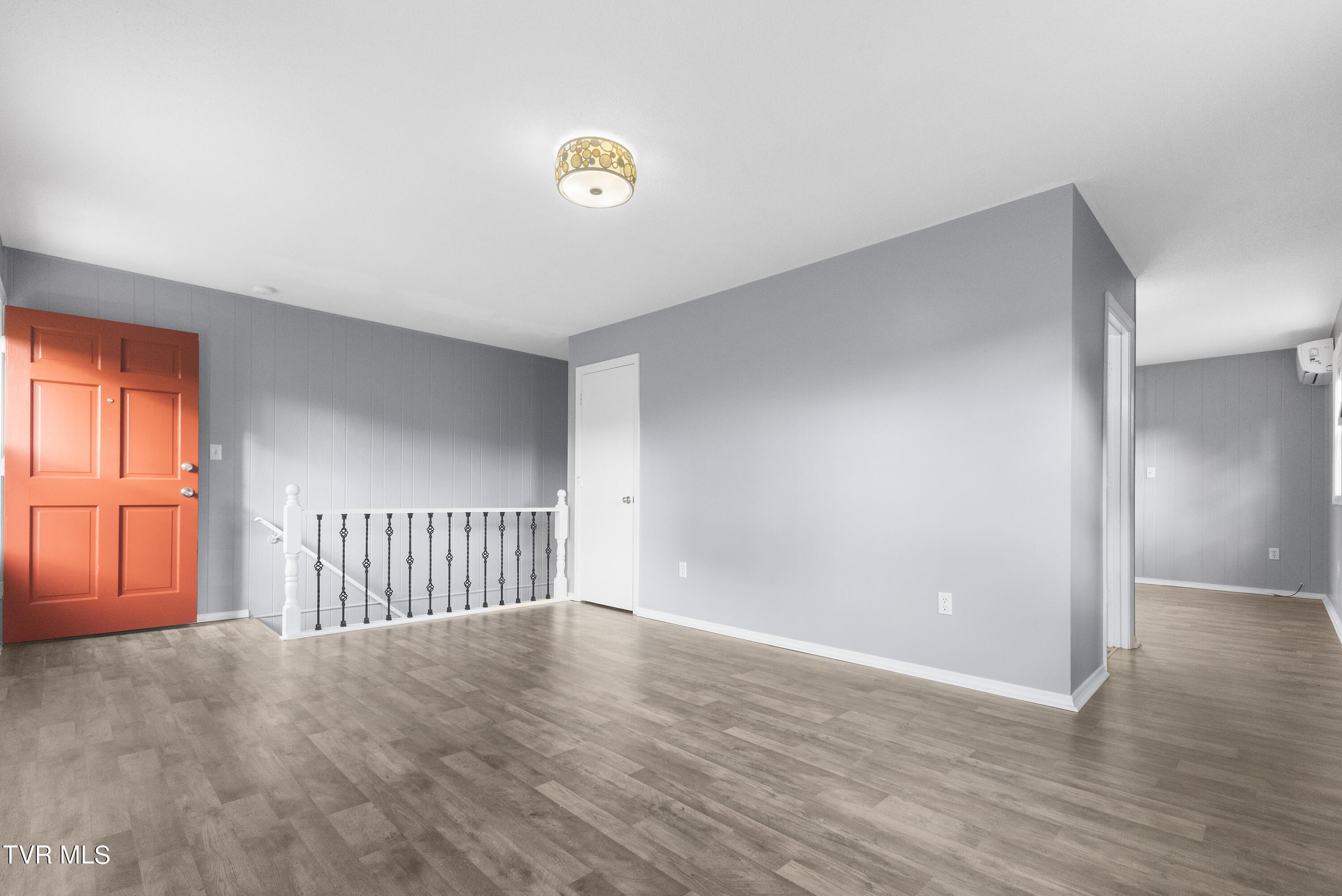 208 Redstone Drive Bristol, TN 37620 - Photo 11 of 29 128A9226