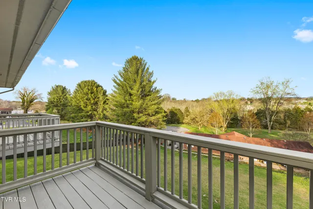 $1,400 | 208 Redstone Drive, Bristol, TN 37620