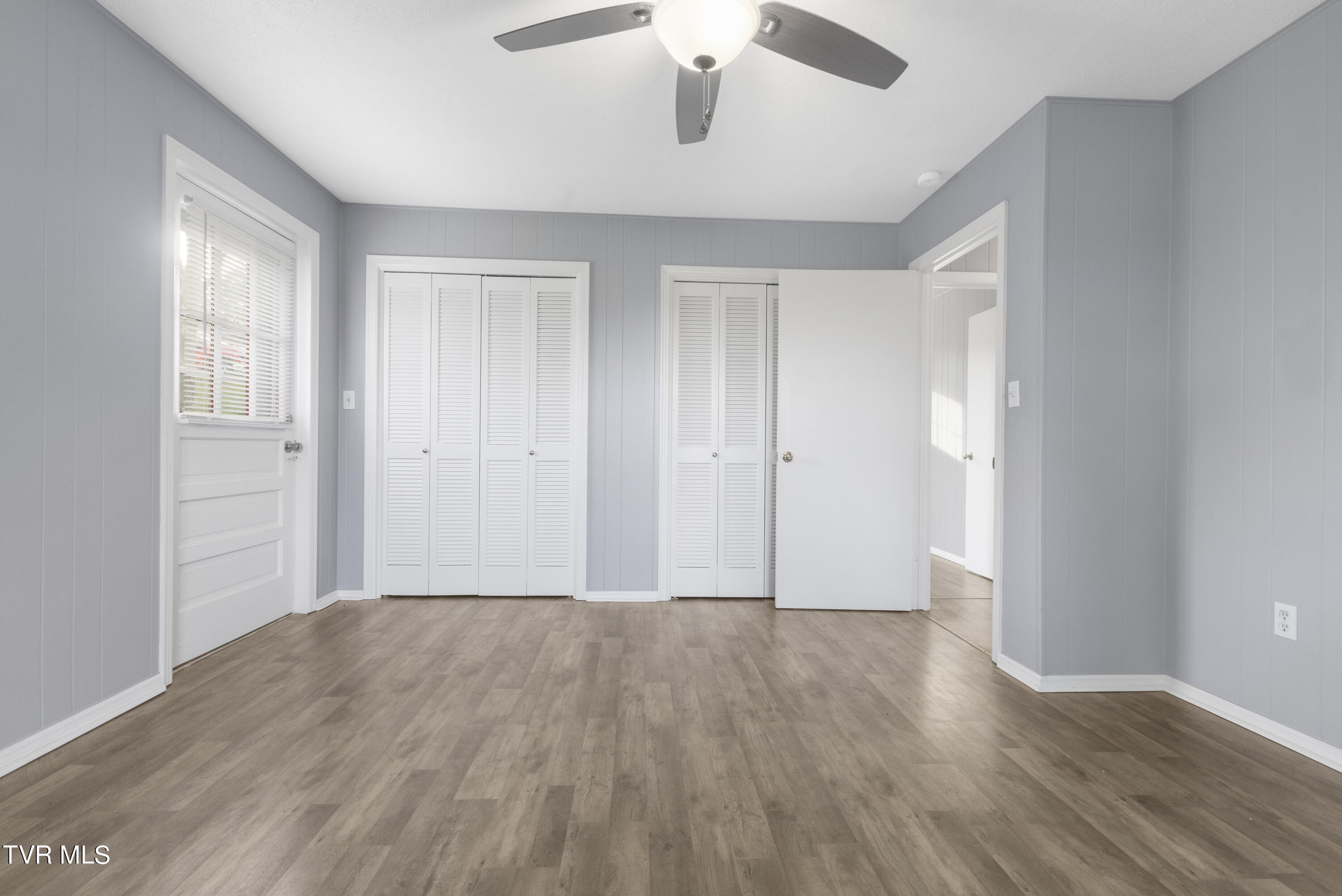 208 Redstone Drive Bristol, TN 37620 - Photo 21 of 29 128A9261