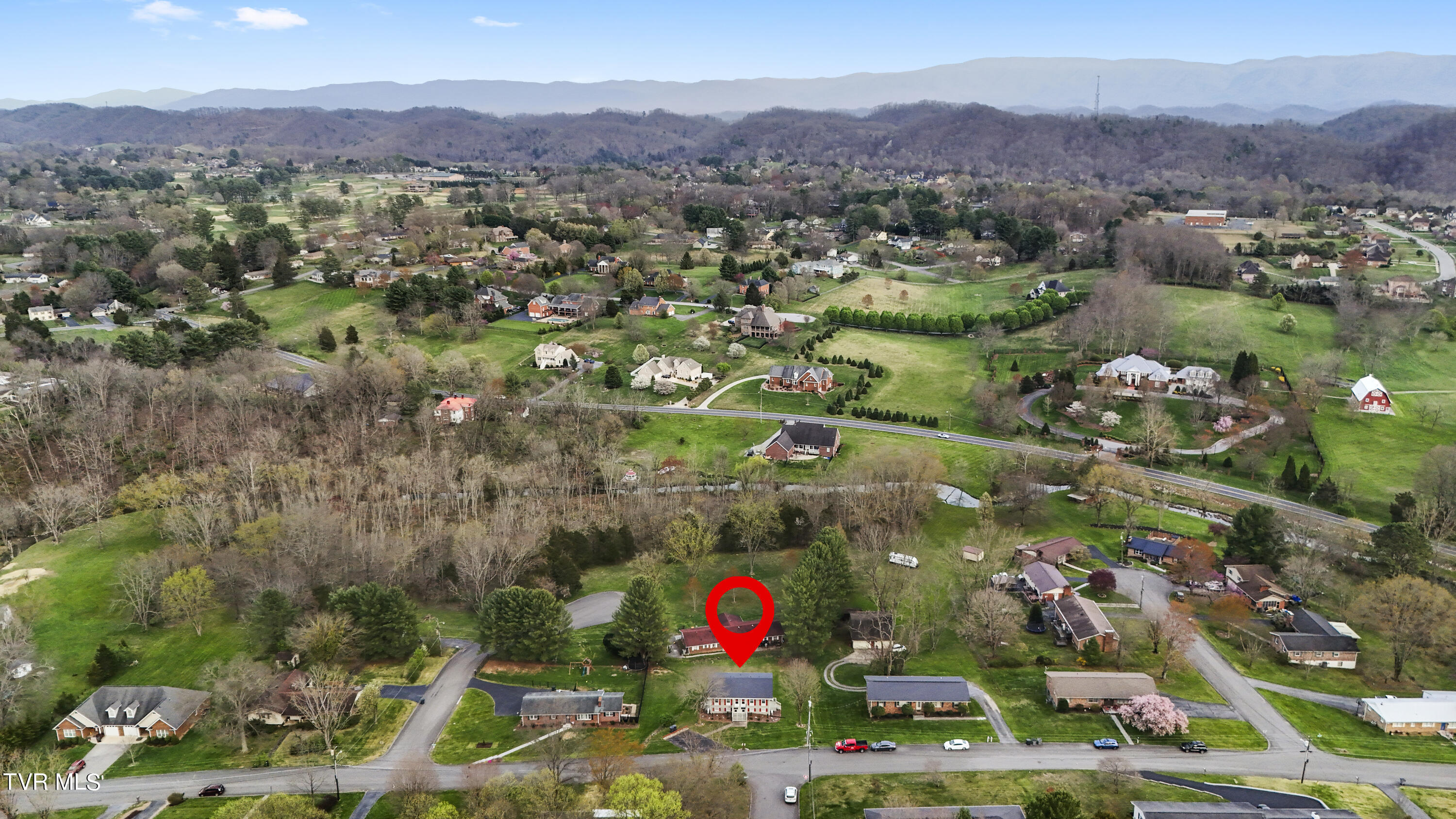 208 Redstone Drive Bristol, TN 37620 - Photo 27 of 29 dji_fly_20240402_190532_0290_17120173106