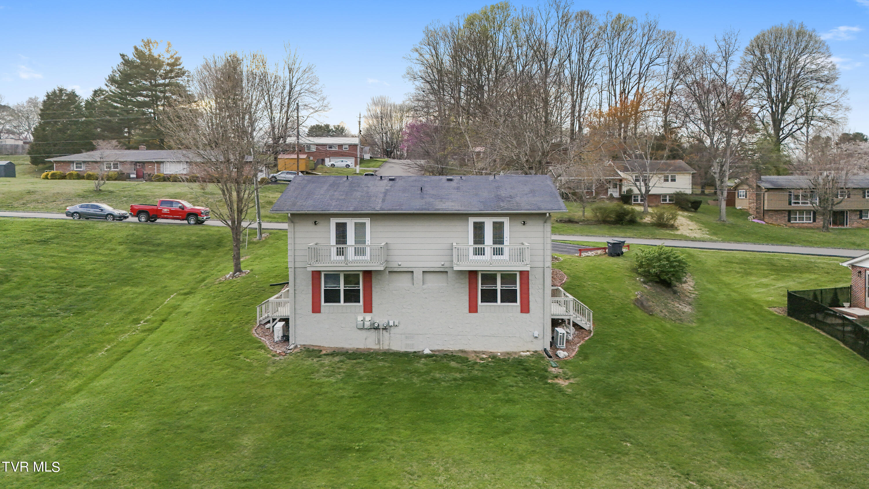 208 Redstone Drive Bristol, TN 37620 - Photo 9 of 29 dji_fly_20240402_190324_0283_17120173212