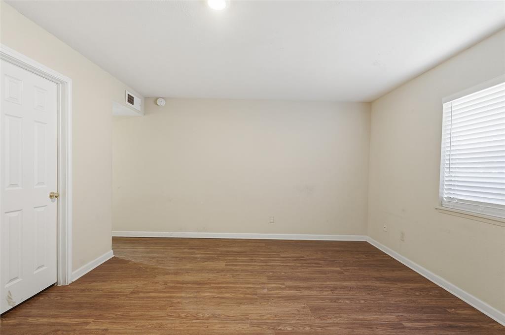 7717 Bermejo Road, Unit 1 Fort Worth, TX 76112 - Photo 18 of 34