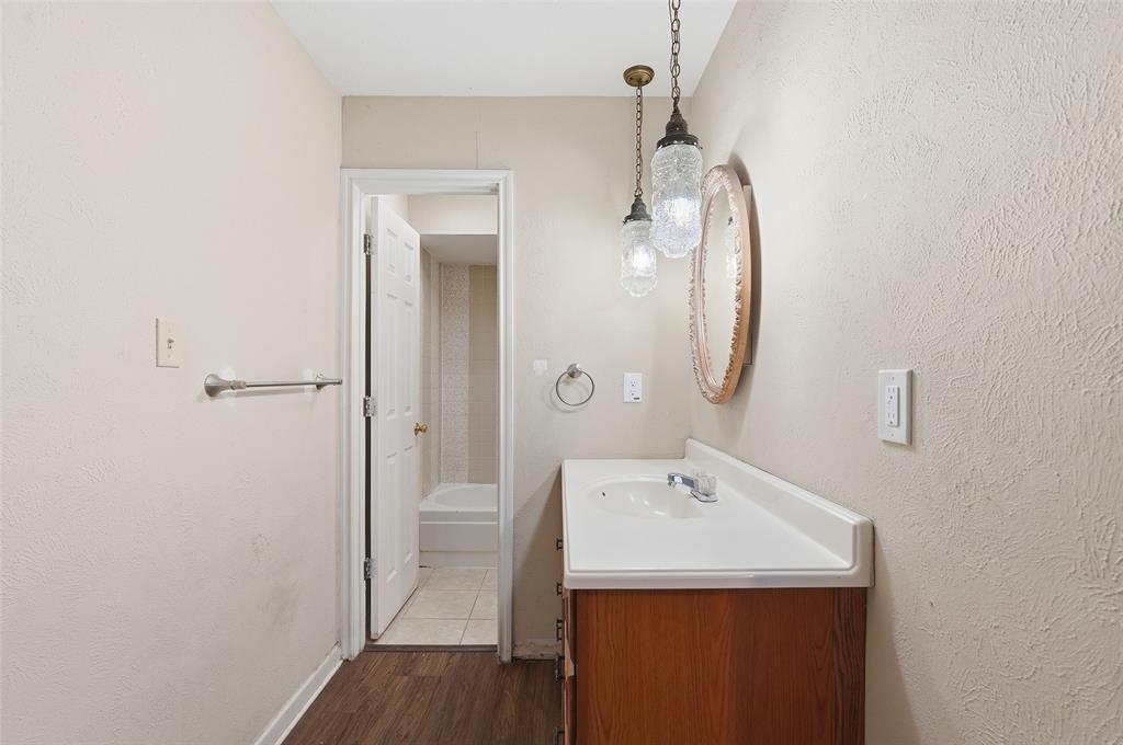 7717 Bermejo Road, Unit 1 Fort Worth, TX 76112 - Photo 24 of 34