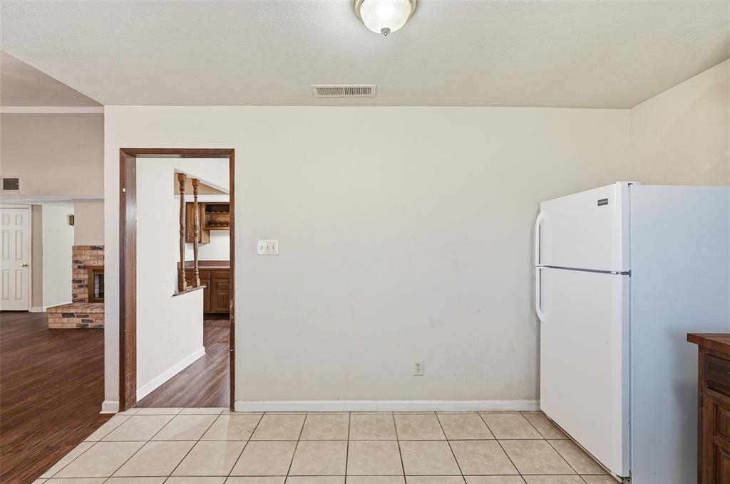 7717 Bermejo Road, Unit 1 Fort Worth, TX 76112 - Photo 28 of 34