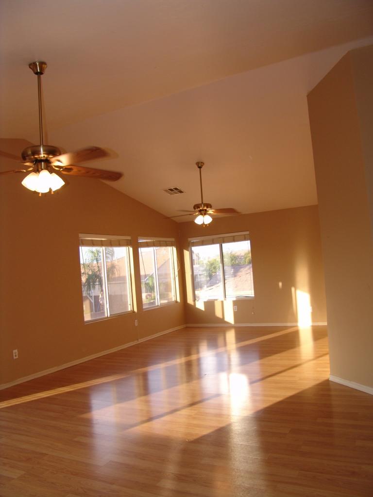 2574 East Del Rio Court Gilbert, AZ 85295 - Photo 8 of 14 Upstairs loft / family room
