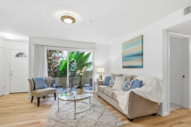 $880,000 | 134 Carroll Street, Unit 202, Sunnyvale, CA 94086