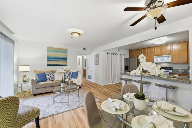 $880,000 | 134 Carroll Street, Unit 202, Sunnyvale, CA 94086