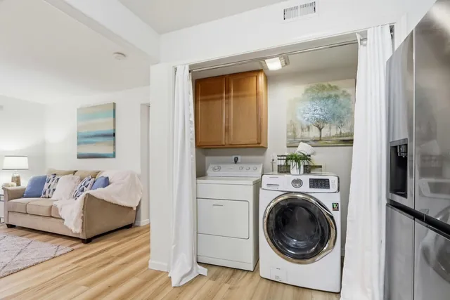 $880,000 | 134 Carroll Street, Unit 202, Sunnyvale, CA 94086