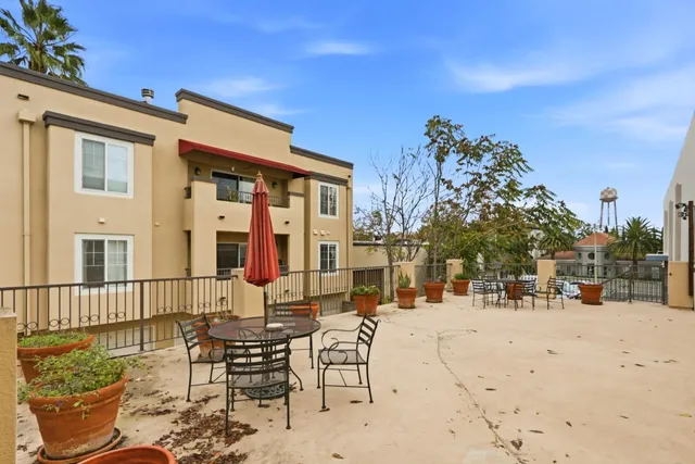 $880,000 | 134 Carroll Street, Unit 202, Sunnyvale, CA 94086