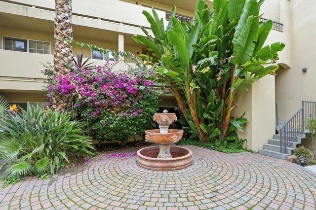 $880,000 | 134 Carroll Street, Unit 202, Sunnyvale, CA 94086