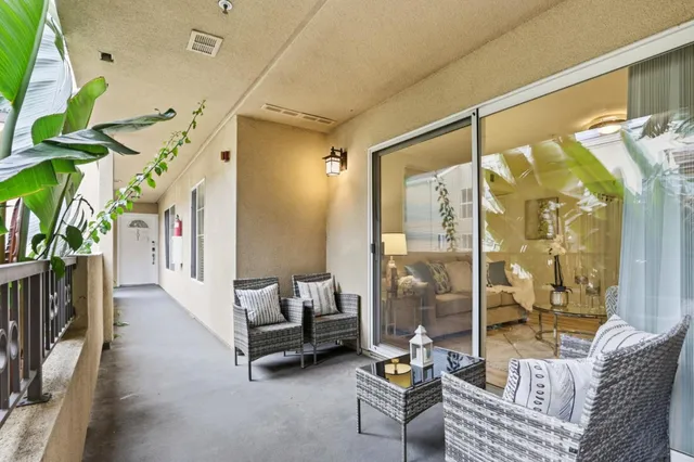 $880,000 | 134 Carroll Street, Unit 202, Sunnyvale, CA 94086