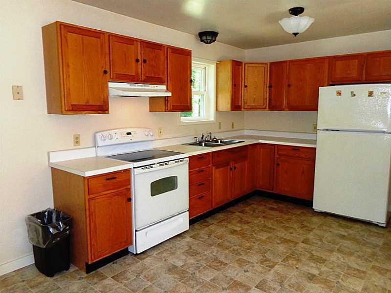 56 Dow Farm Road Turner, ME 04282 - Photo 11 of 13 Kitchen.