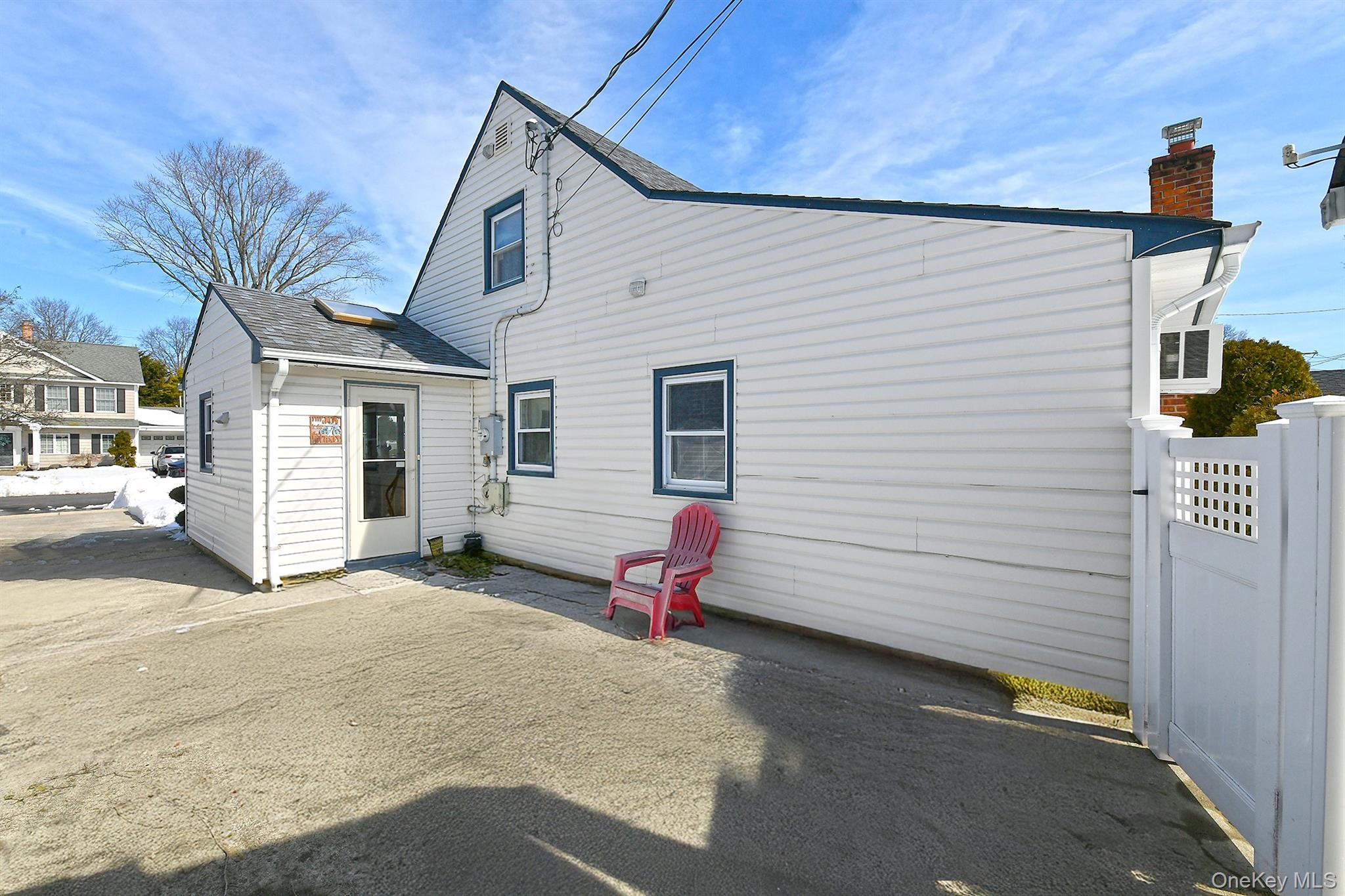 232 Old Farm Road Levittown, NY 11756 - Photo 21 of 27