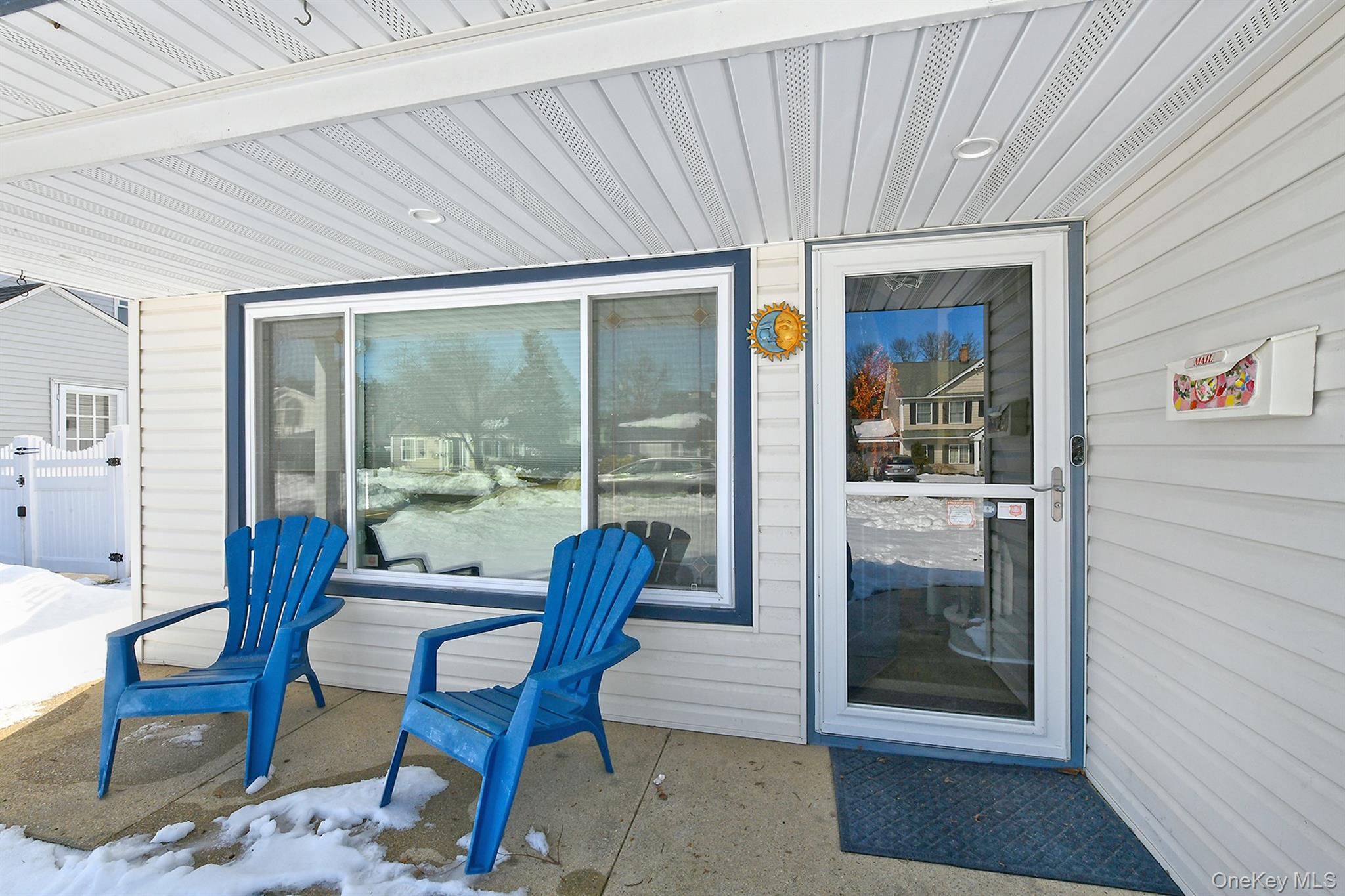 232 Old Farm Road Levittown, NY 11756 - Photo 4 of 27