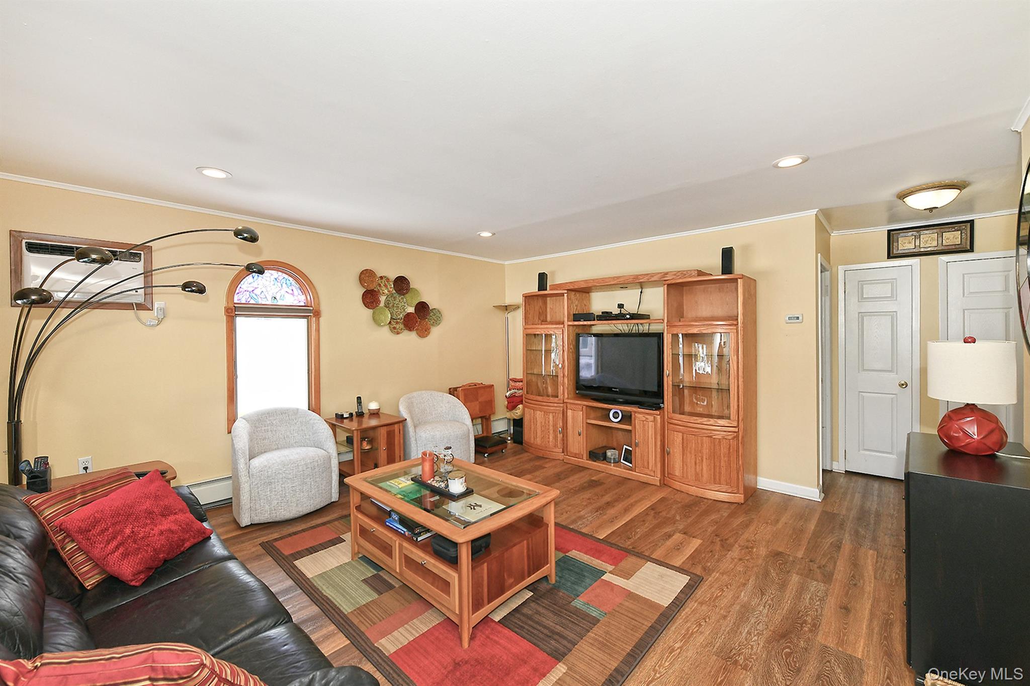 232 Old Farm Road Levittown, NY 11756 - Photo 9 of 27