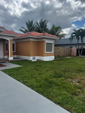 $2,900 | 1304 Southeast 7th Court, Unit 1304, Homestead, FL 33033