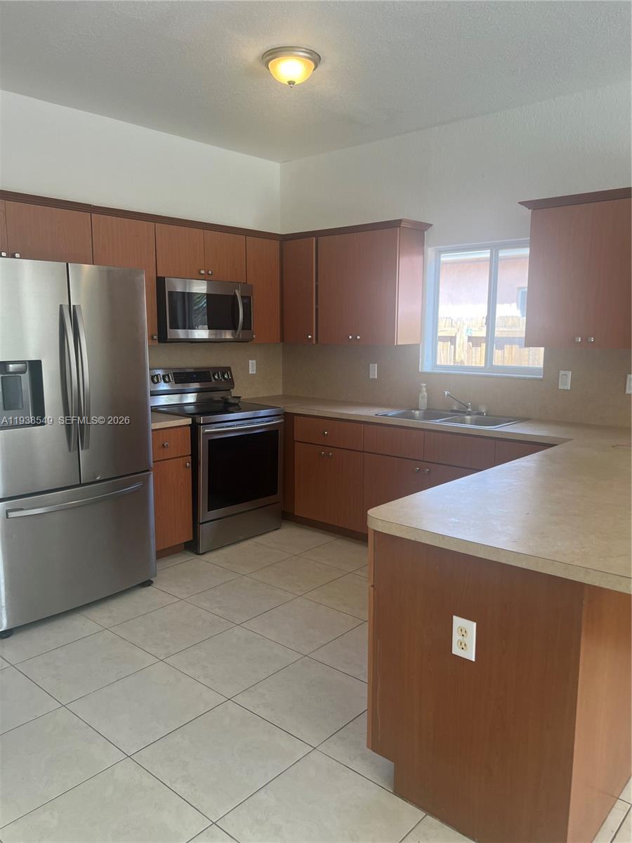 1304 Southeast 7th Court, Unit 1304 Homestead, FL 33033 - Photo 7 of 59