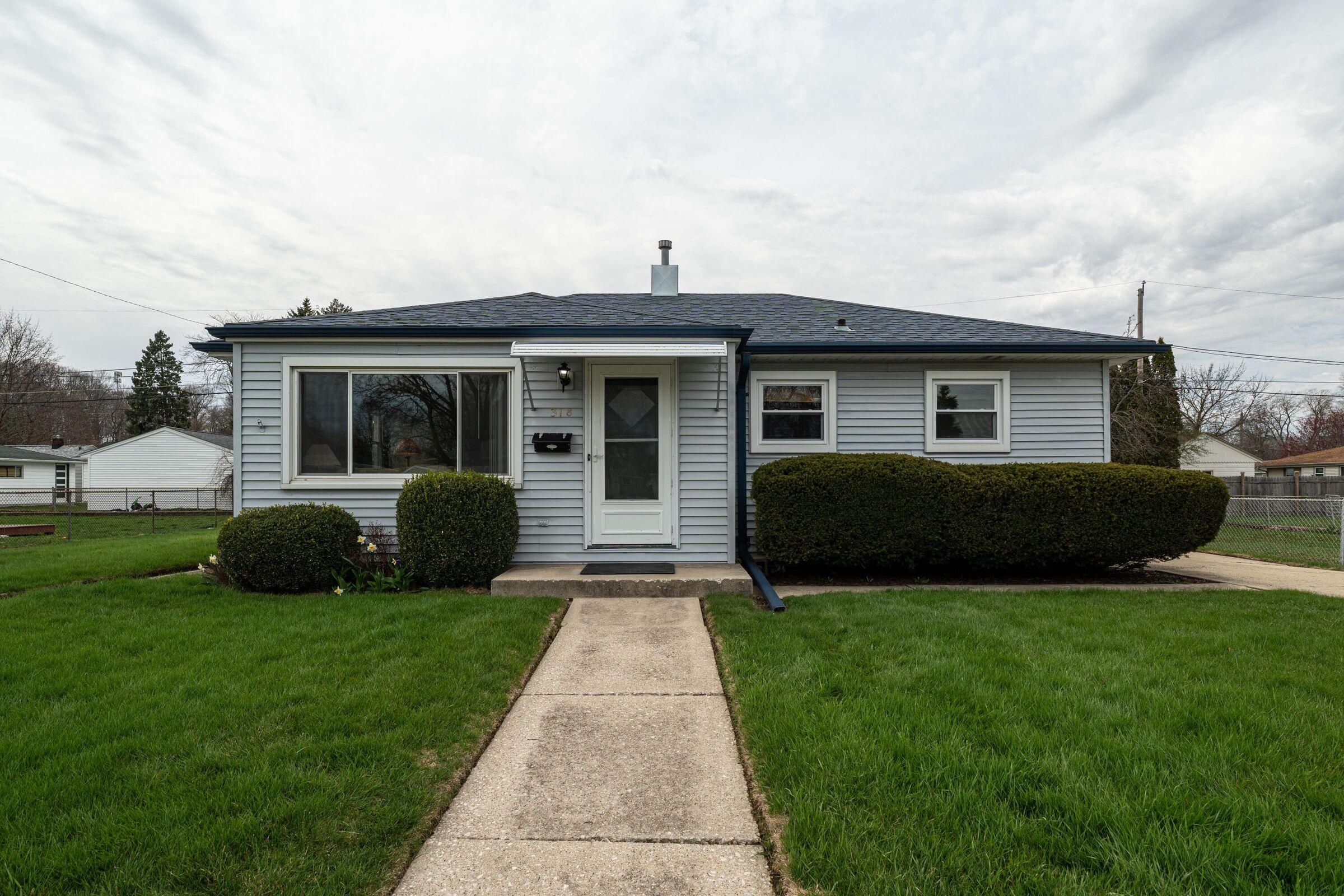 318 Mertens Avenue Racine, WI 53405 - Photo 1 of 1 20250424133919034803000000-o