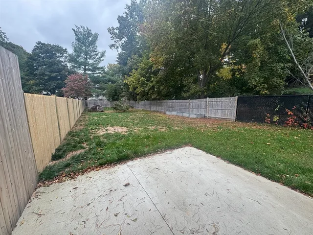 $3,600 | 39-41 Neillian Street, Unit 39, Bedford, MA 01730