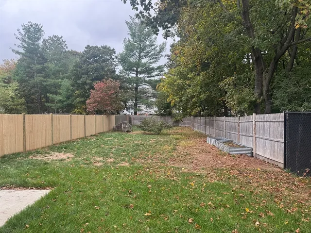 $3,600 | 39-41 Neillian Street, Unit 39, Bedford, MA 01730