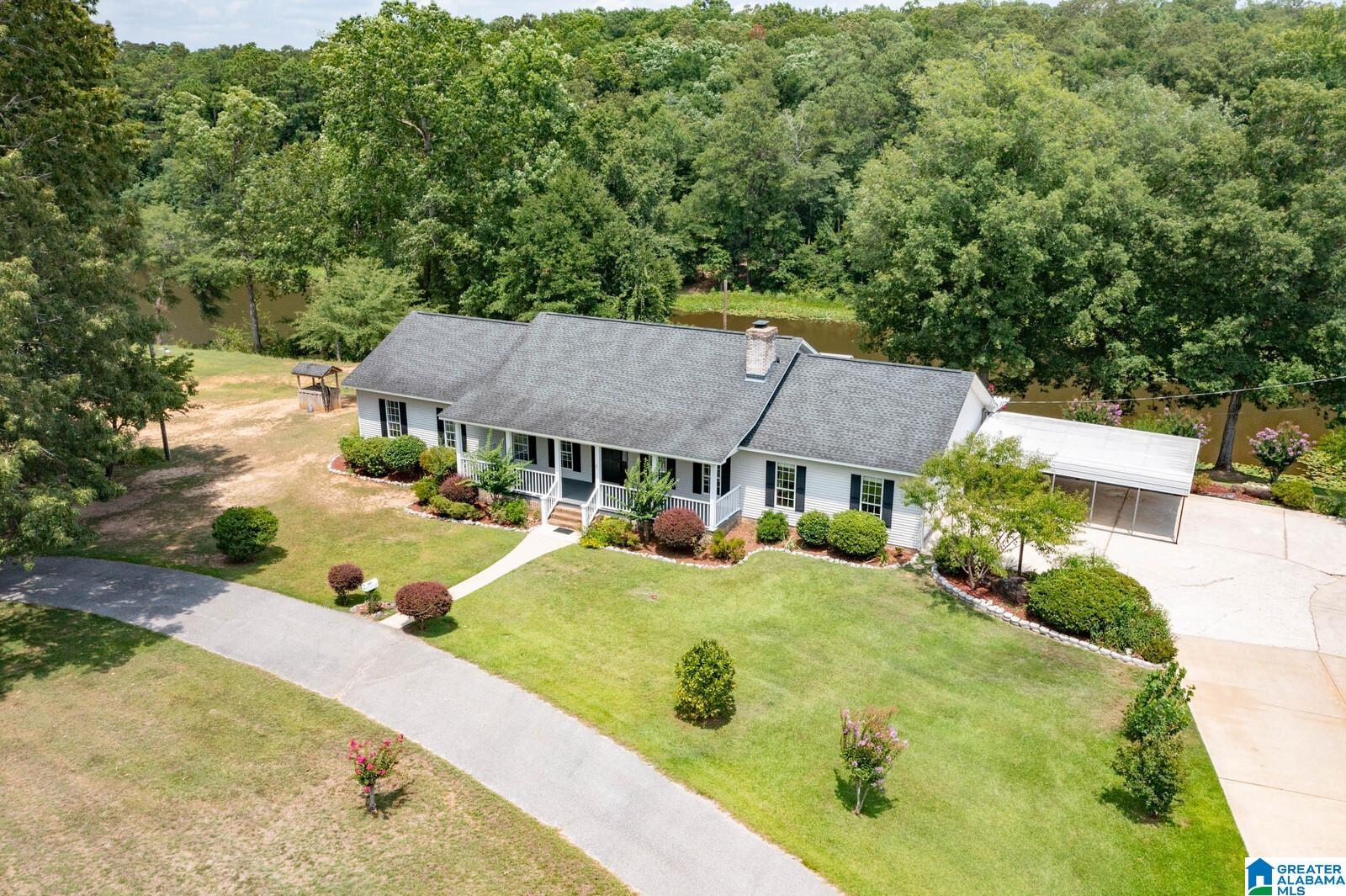14745 Paul Howell Road Northport, AL 35475 - Photo 4 of 49