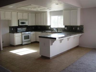 16212 Paula Road Madera, CA 93636 - Photo 2 of 2 Kitchen