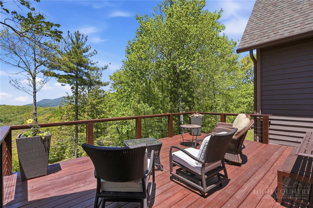 186 Sunset Ridge Drive Boone, NC 28607 - Photo 8 of 50