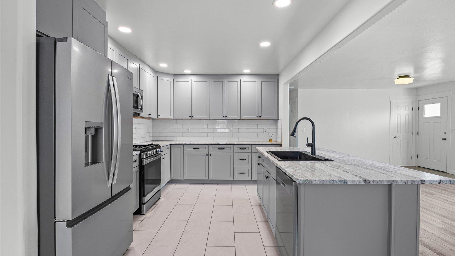 445 North Mulberry Street Fruita, CO 81521 - Photo 8 of 26