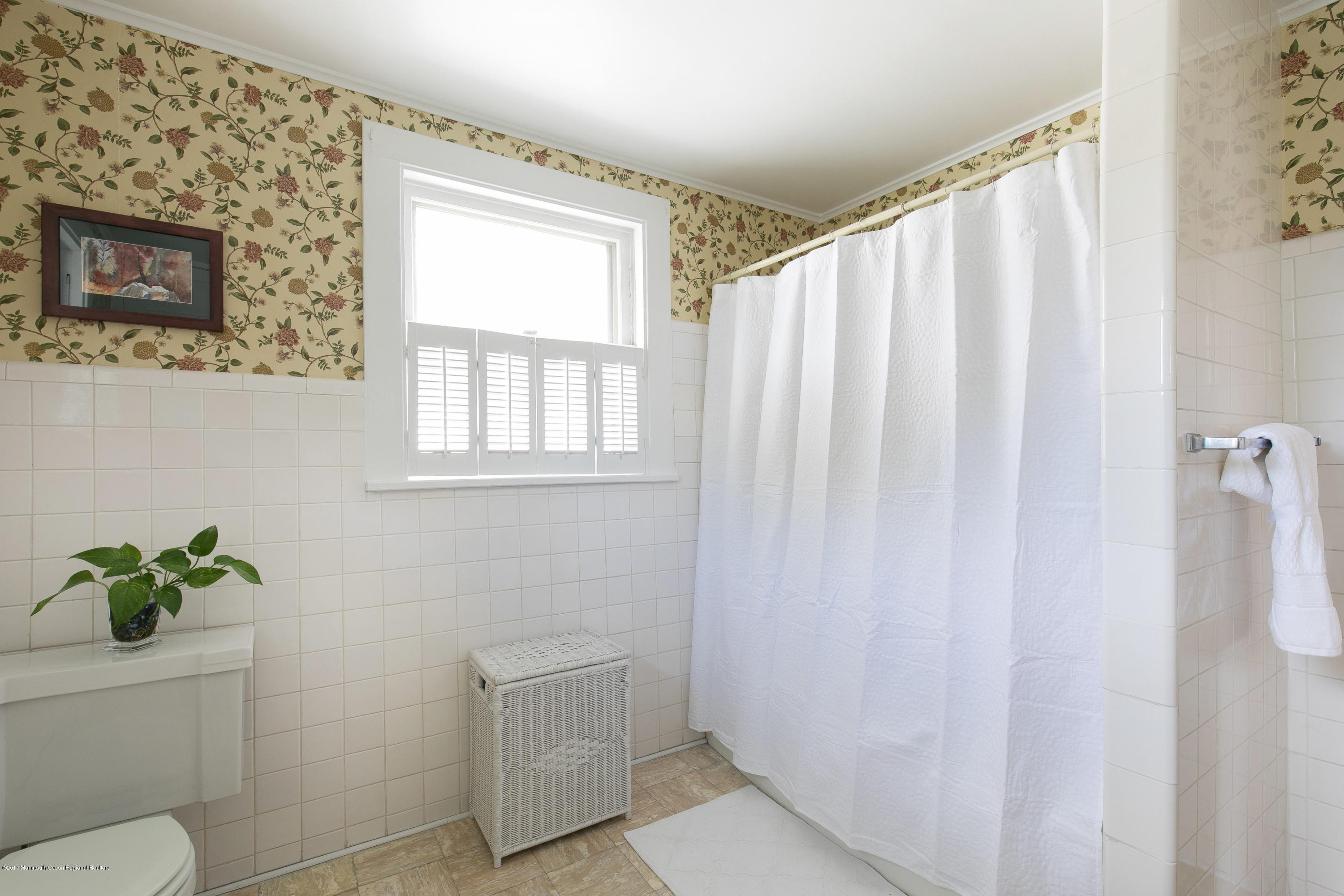 50 Waverly Place Red Bank, NJ 07701 - Photo 14 of 20 50 Waverly Pl Red Bank NJ-print-017-13-4