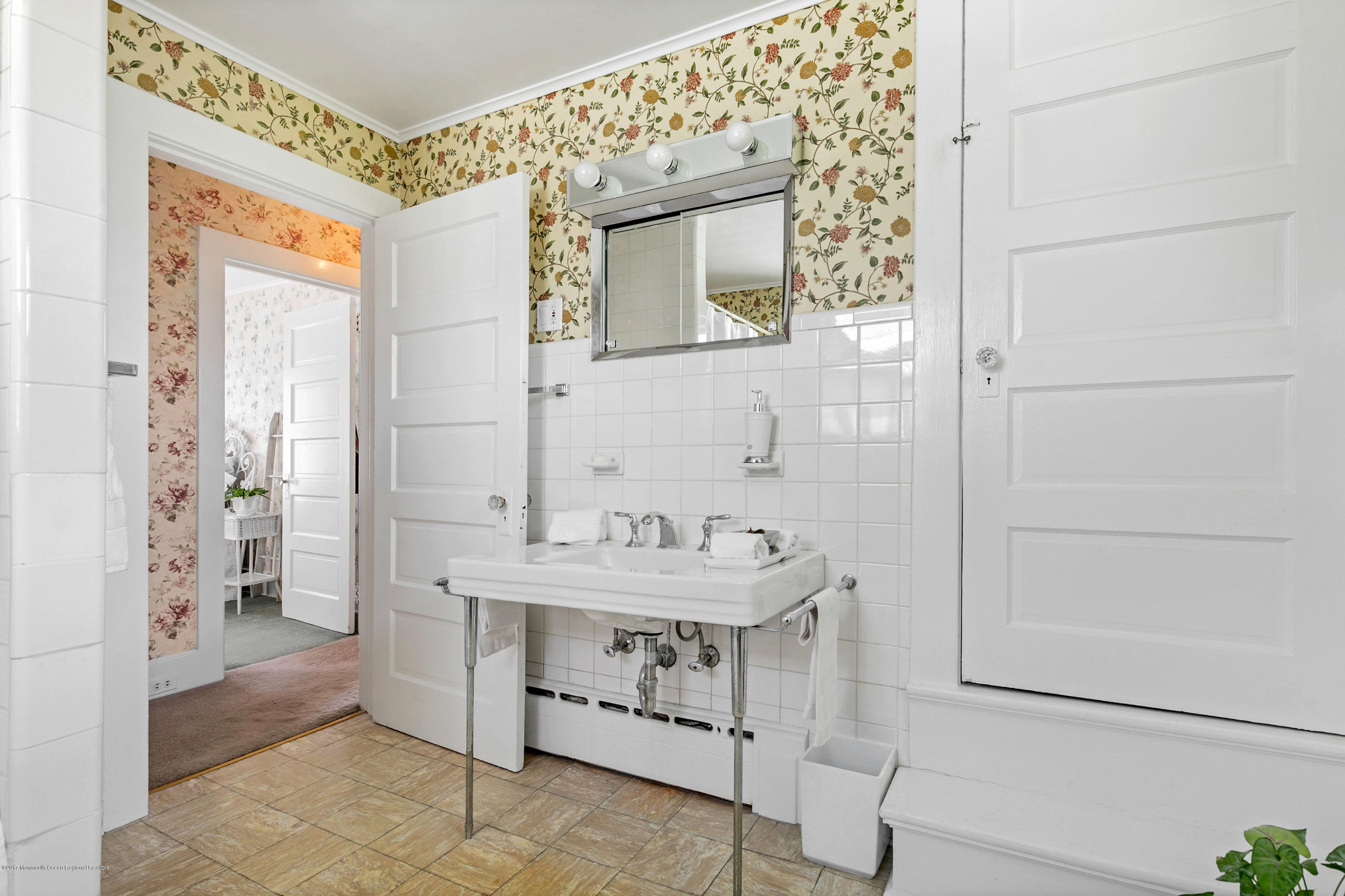 50 Waverly Place Red Bank, NJ 07701 - Photo 15 of 20 50 Waverly Pl Red Bank NJ-print-018-17-4